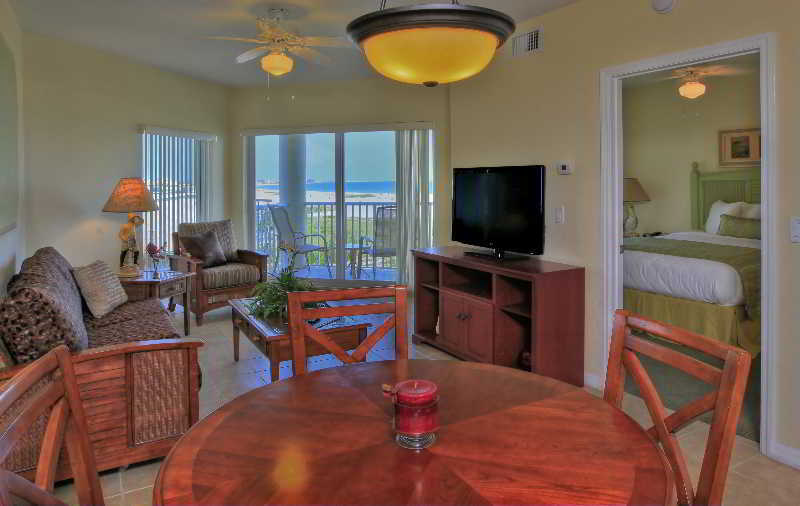 Sunset Vistas Two Bedroom Beachfront Suites St. Pete Beach Quarto foto