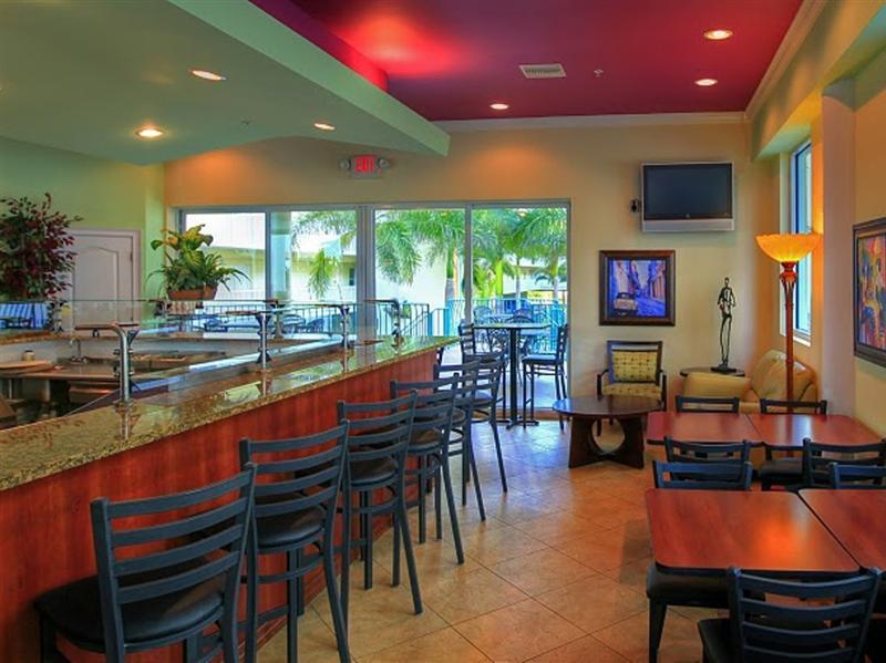Sunset Vistas Two Bedroom Beachfront Suites St. Pete Beach Exterior foto